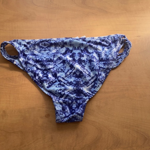 Aeropostale bathing suit bottoms - Picture 2 of 4